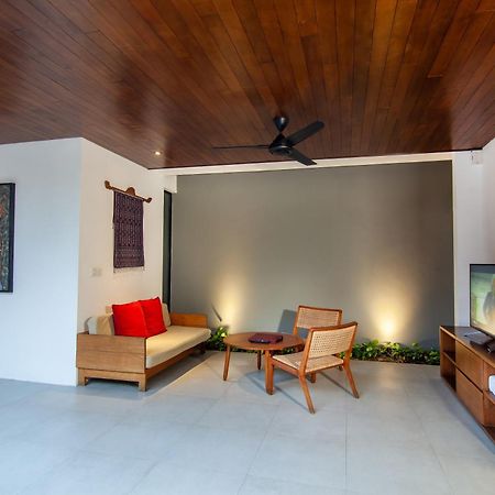 Abia Villa Legian Экстерьер фото